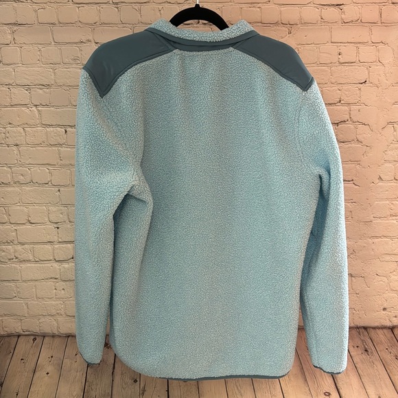 Under Armour Blue Sherpa Half Button Sweatshirt - Picture 6 of 6